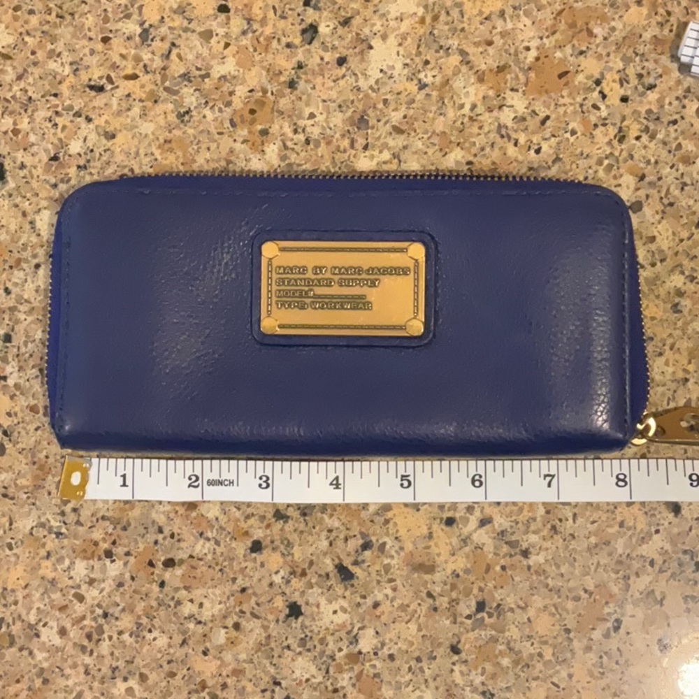 Marc Jacobs wallet